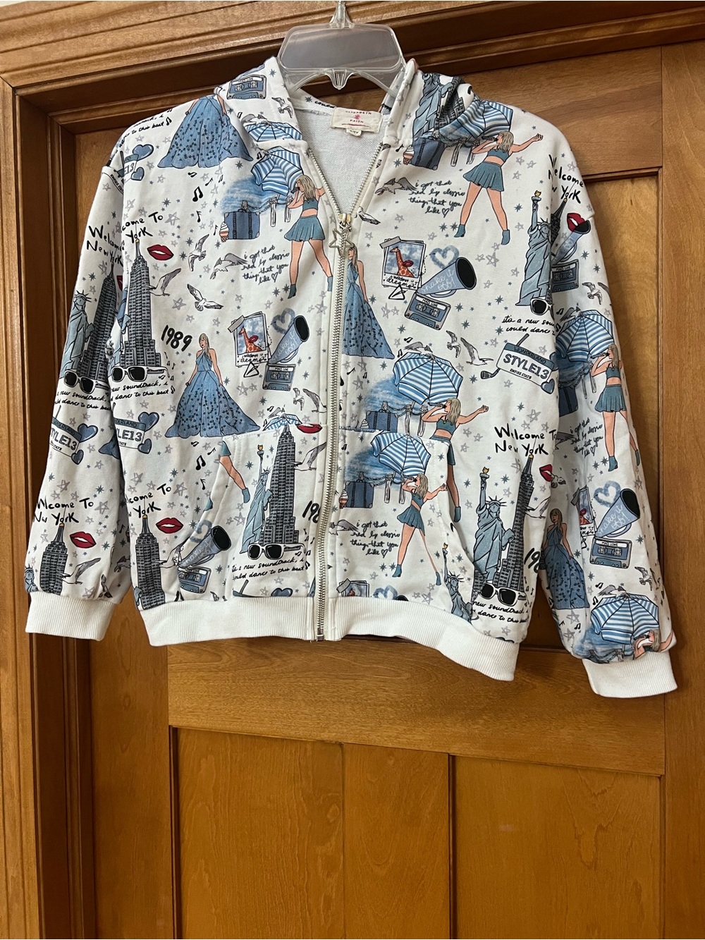 Elisabeth + Faith 1989 Swiftie Zip Up Hoodie Girls Size 8-9 Youth